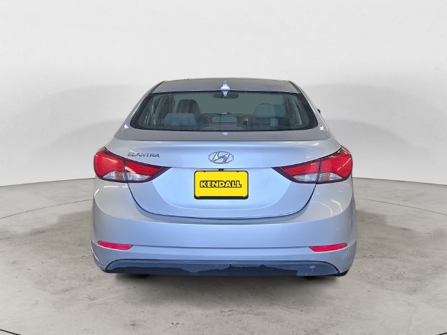 Used 2015 Hyundai Elantra SE w/ Option Group 02 FWD image 6