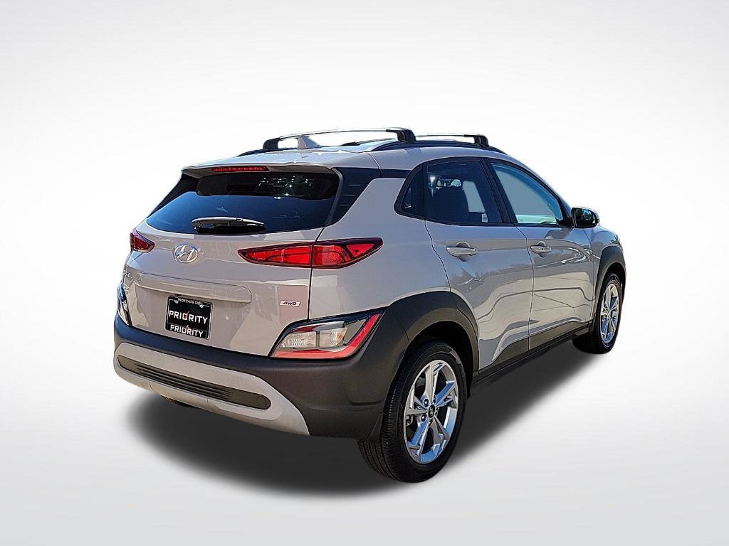 Used 2023 Hyundai Kona SEL AWD/4WD image 4