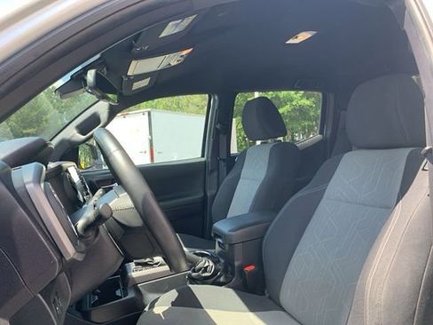 Used 2023 Toyota Tacoma TRD Sport image 22