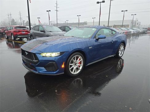 Certified 2024 Ford Mustang GT Premium image 2