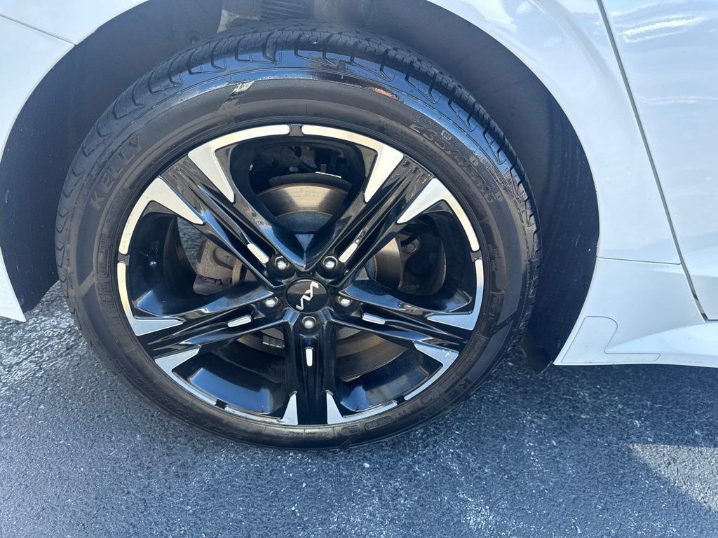 Used 2022 Kia K5 GT-Line FWD image 42