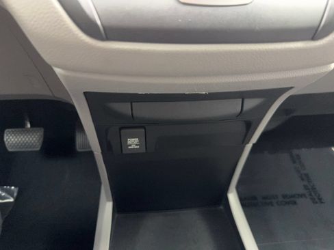 Used 2019 Honda Odyssey EX image 29