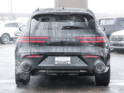 Used 2023 Genesis GV70 2.5T Sport Prestige w/ Sport Prestige Package image 18