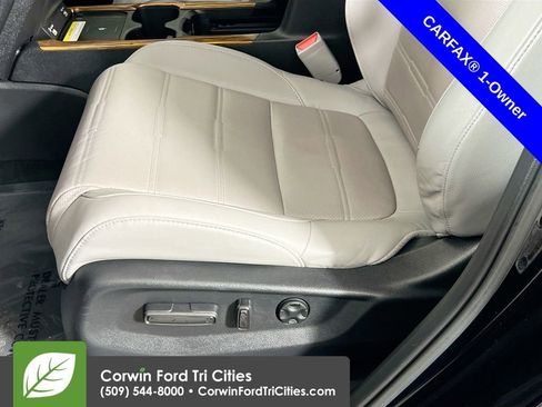 Used 2020 Honda CR-V Touring image 23