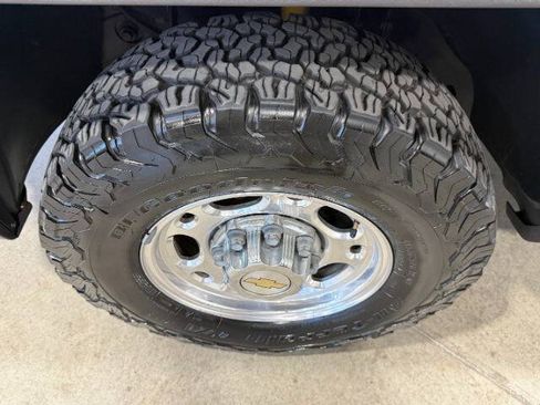 Used 2003 Chevrolet Avalanche 2500 AWD/4WD image 14