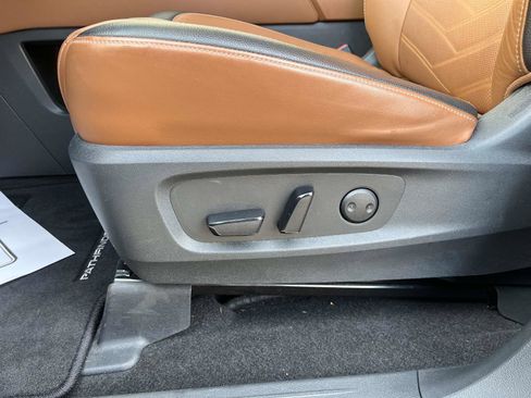 Certified 2023 Nissan Pathfinder Platinum w/ Lighting Package (N93) image 19