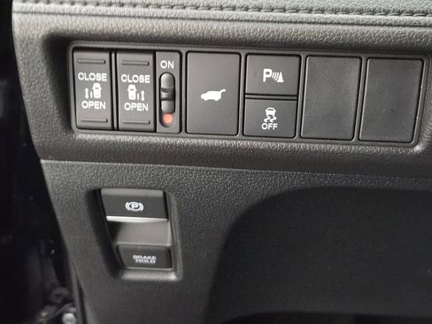 New 2026 Honda Odyssey Touring image 21