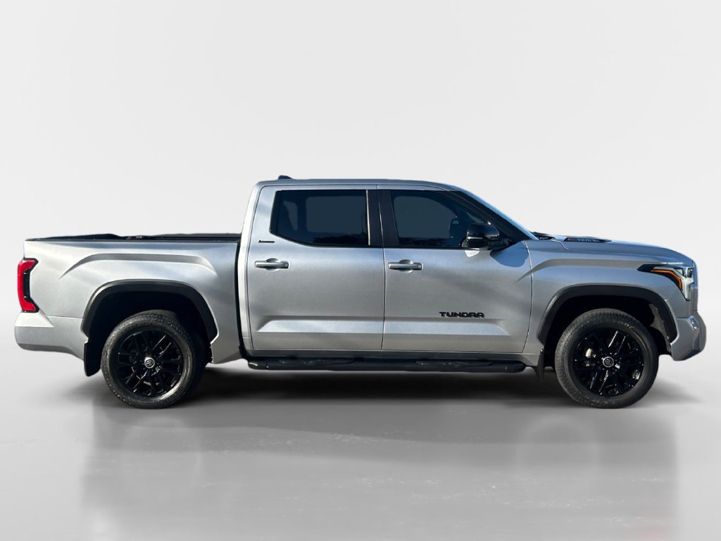 Used 2024 Toyota Tundra Limited AWD/4WD image 9