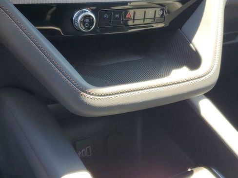 New 2026 Ford Explorer Active AWD/4WD image 21