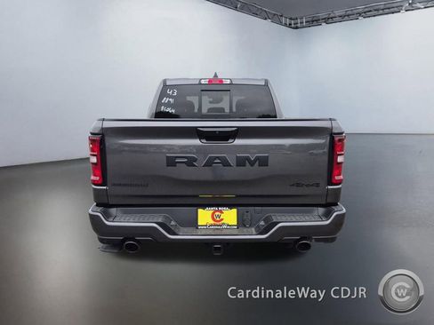 New 2026 RAM 1500 Big Horn AWD/4WD image 4