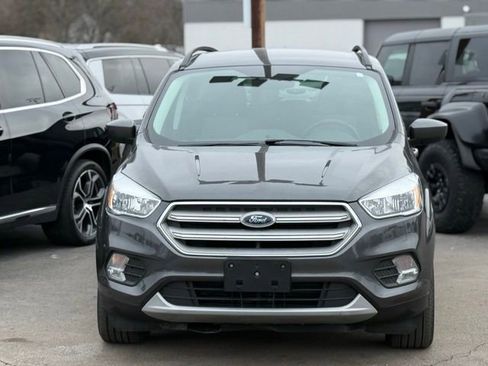 Used 2018 Ford Escape SE w/ SE SYNC Package image 36