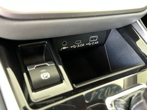 Certified 2024 Subaru Outback Onyx Edition image 41