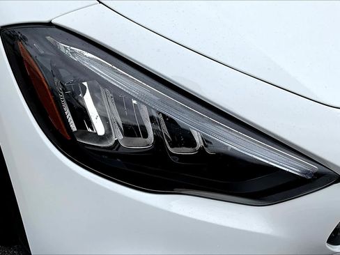 Used 2025 Mercedes-Benz GLA 250 4MATIC image 13