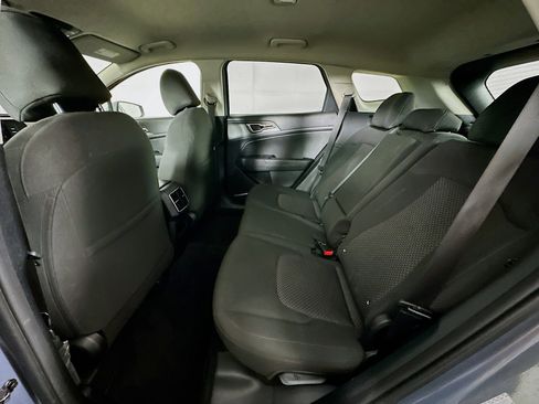 Used 2025 Kia Sportage LX image 25