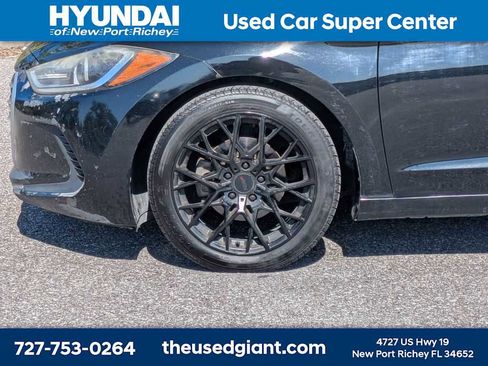 Used 2018 Hyundai Elantra SE FWD image 10