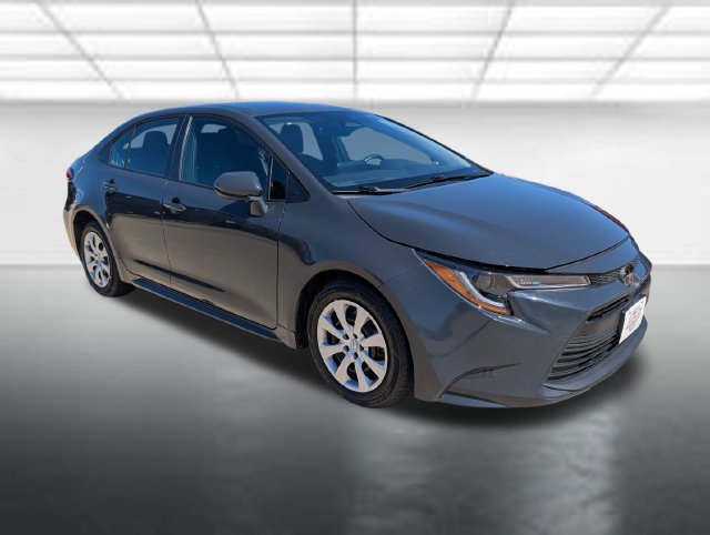 Used 2025 Toyota Corolla LE FWD image 1