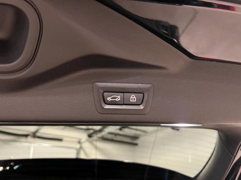 Used 2019 BMW X5 xDrive40i w/ Premium Package 2 image 37