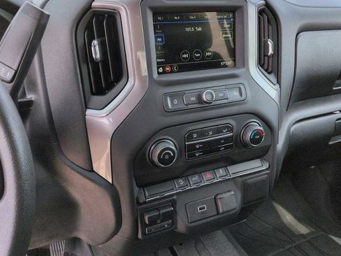 Used 2019 Chevrolet Silverado 1500 Custom Trail Boss AWD/4WD image 26