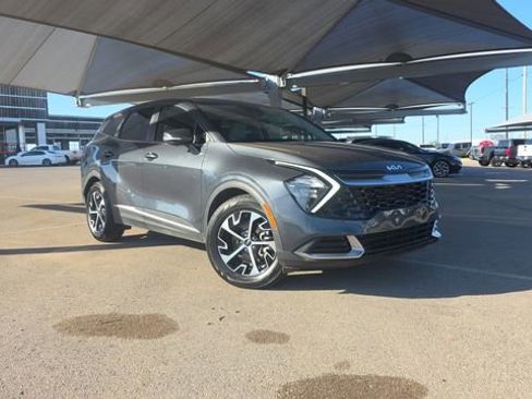 Used 2023 Kia Sportage EX FWD image 9