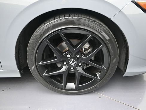 Used 2025 Honda Civic Sport image 9