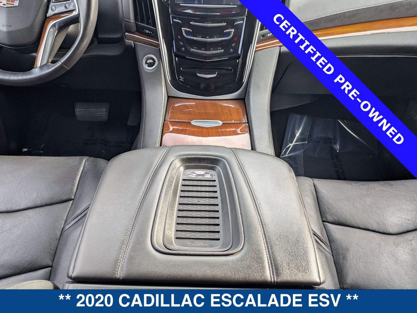 Used 2020 Cadillac Escalade ESV Premium Luxury AWD/4WD image 25