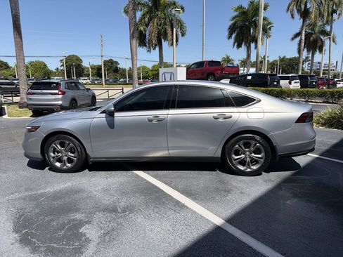 Used 2024 Honda Accord EX image 5