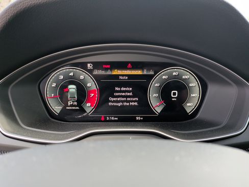 Used 2023 Audi SQ5 Prestige w/ Prestige Package AWD/4WD image 21