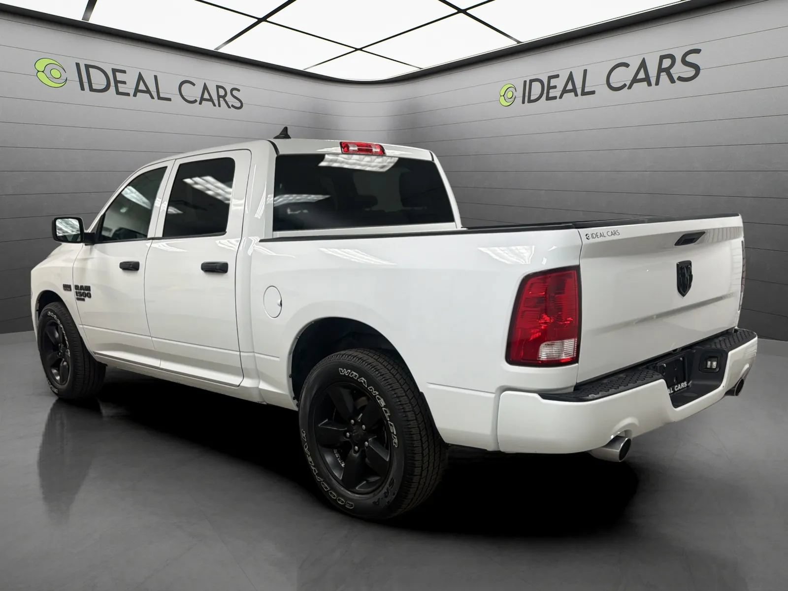 Used 2019 RAM 1500 Express w/ Express Value Package RWD image 7