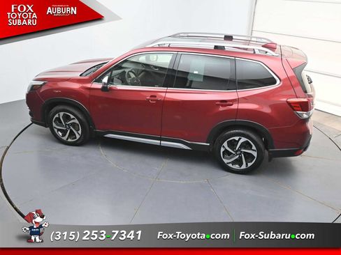 Used 2023 Subaru Forester Touring AWD/4WD image 35