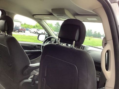 Used 2017 Dodge Grand Caravan SE w/ Power Window Group FWD image 25