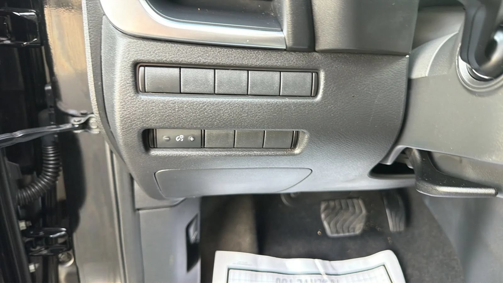 Used 2021 Nissan Rogue S AWD/4WD image 51
