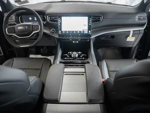 New 2026 Jeep Grand Wagoneer 4WD image 21