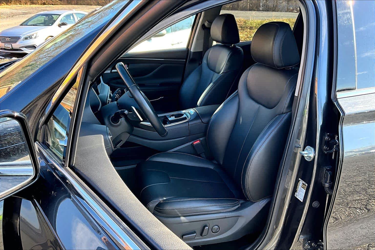 Used 2023 Hyundai Santa Fe SEL w/ Premium Package FWD image 8