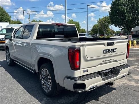 New 2026 GMC Sierra 1500 Denali Ultimate AWD/4WD image 8