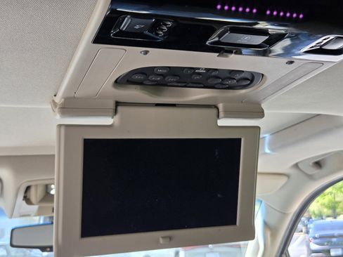 Used 2016 Chevrolet Tahoe LTZ image 14