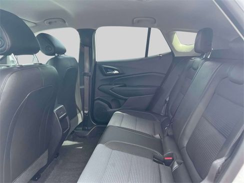 Used 2024 Chevrolet Trax LT w/ Driver Confidence Package image 12