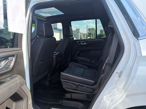 Used 2023 Chevrolet Tahoe Premier AWD/4WD image 22