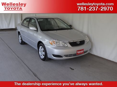 Used 2006 Toyota Corolla LE FWD image 1