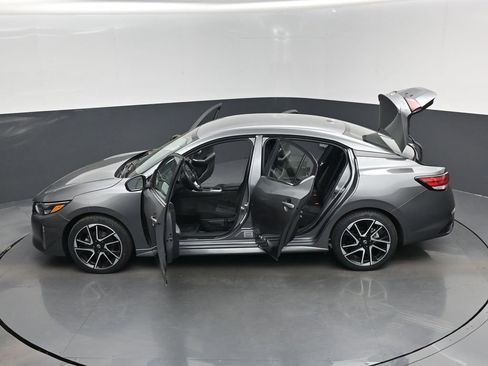 Used 2024 Nissan Sentra SR image 17