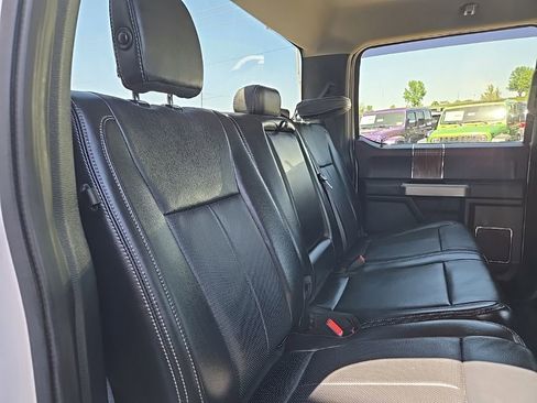 Used 2019 Ford F150 Lariat w/ Equipment Group 502A Luxury AWD/4WD image 30
