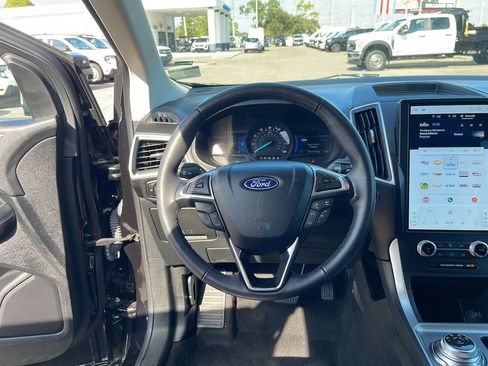 Certified 2024 Ford Edge SEL w/ Convenience Package image 31