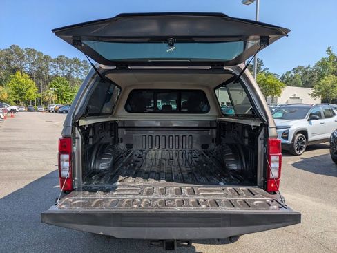 Used 2022 Ford F250 XLT w/ XLT Premium Package AWD/4WD image 13