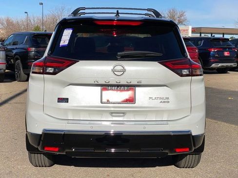 New 2026 Nissan Rogue Platinum w/ Platinum Premium Package image 4