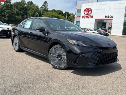 New 2026 Toyota Camry Hybrid w/ Convenience Package