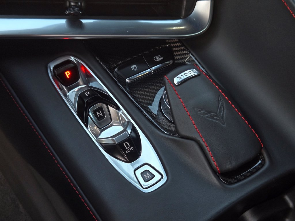 Used 2021 Chevrolet Corvette Stingray Premium Cpe w/ Z51 Performance Package RWD image 26