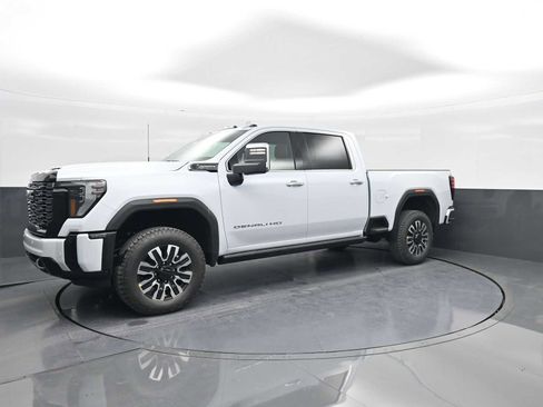 New 2026 GMC Sierra 2500 Denali Ultimate image 4