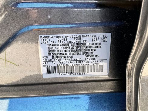 Certified 2025 Nissan Sentra S FWD image 31