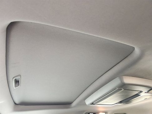 Used 2024 Honda Odyssey Touring image 24