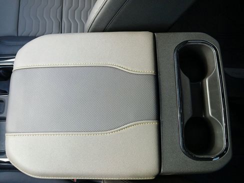 Used 2025 Chevrolet Silverado 1500 ZR2 w/ Technology Package image 22