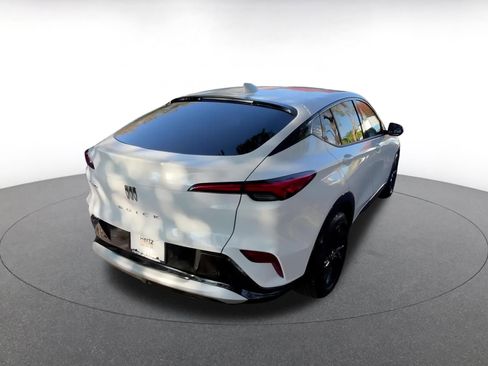 Used 2025 Buick Envista Sport Touring image 14